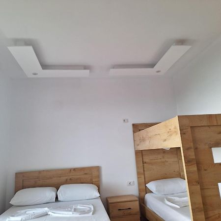 Xuxi Apartments Lukovë Eksteriør billede