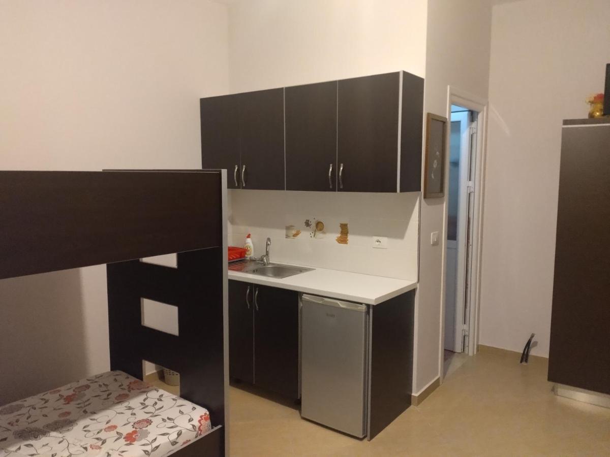 Xuxi Apartments Lukovë Eksteriør billede