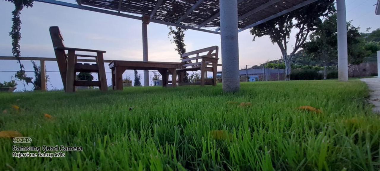 Xuxi Apartments Lukovë Eksteriør billede