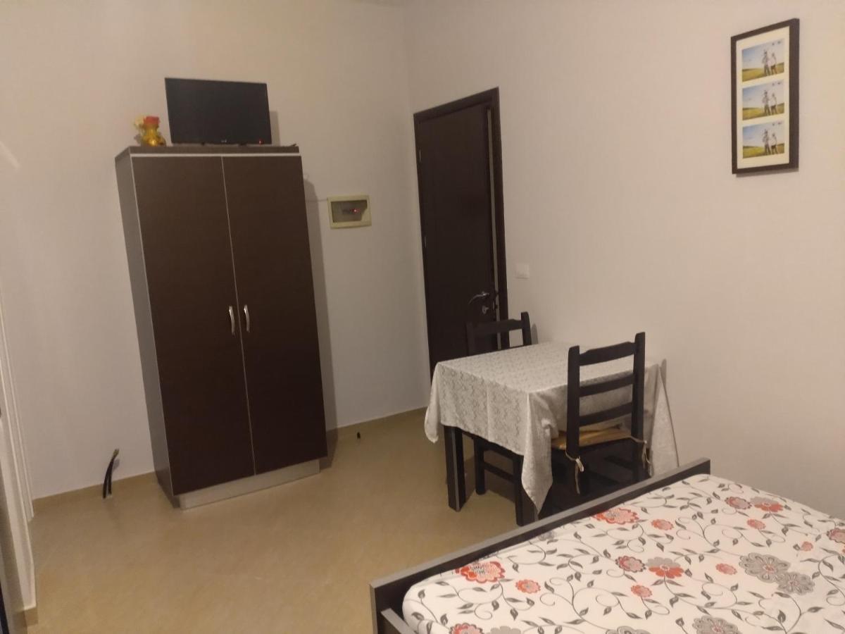 Xuxi Apartments Lukovë Eksteriør billede