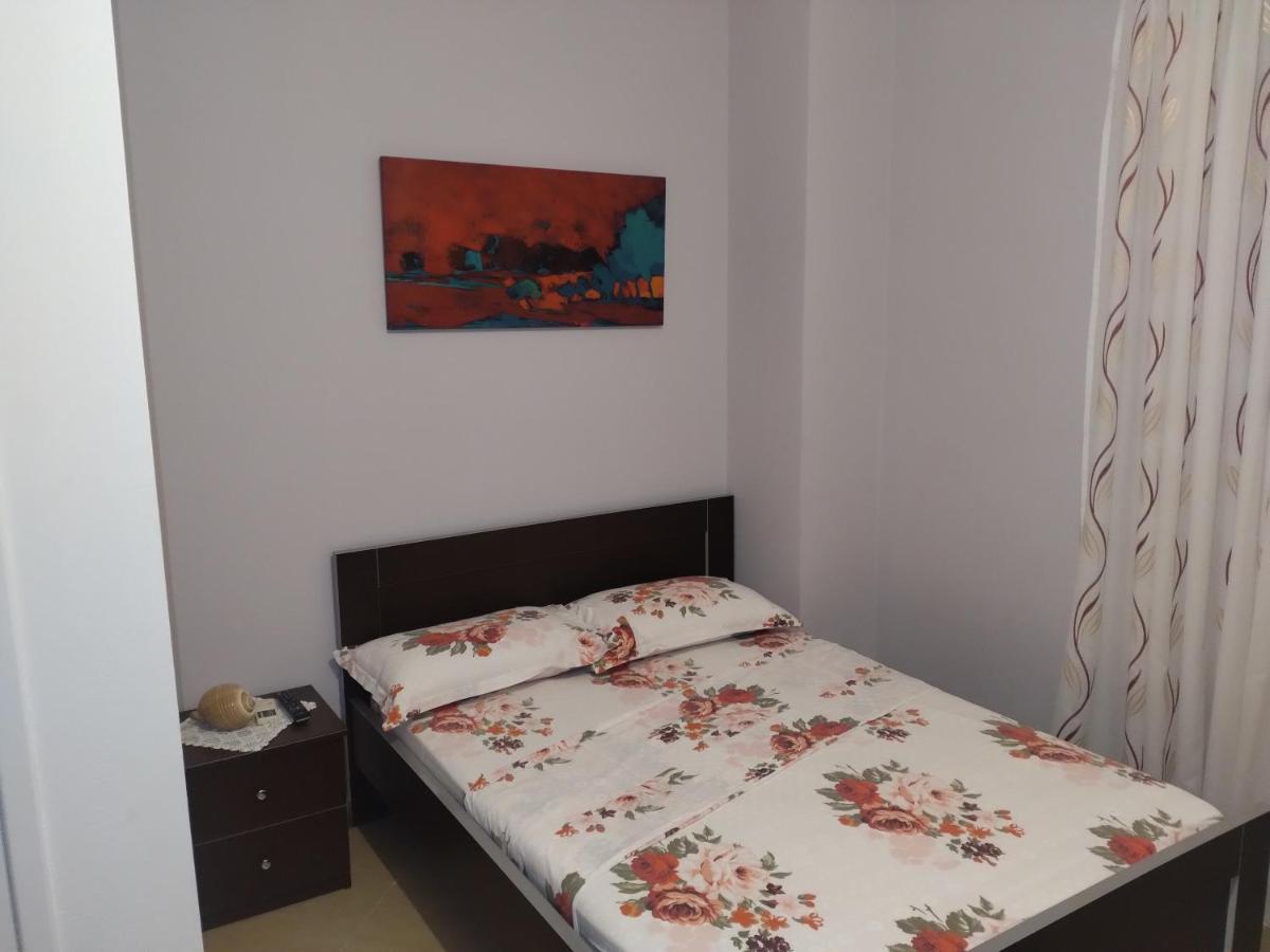Xuxi Apartments Lukovë Eksteriør billede