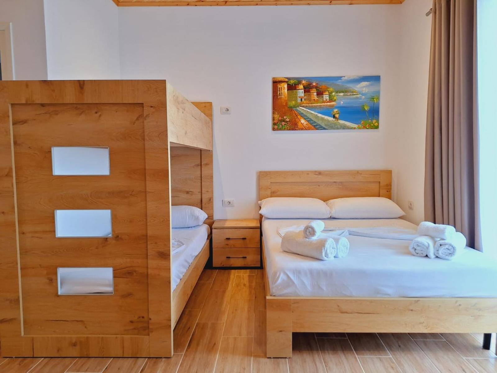 Xuxi Apartments Lukovë Eksteriør billede