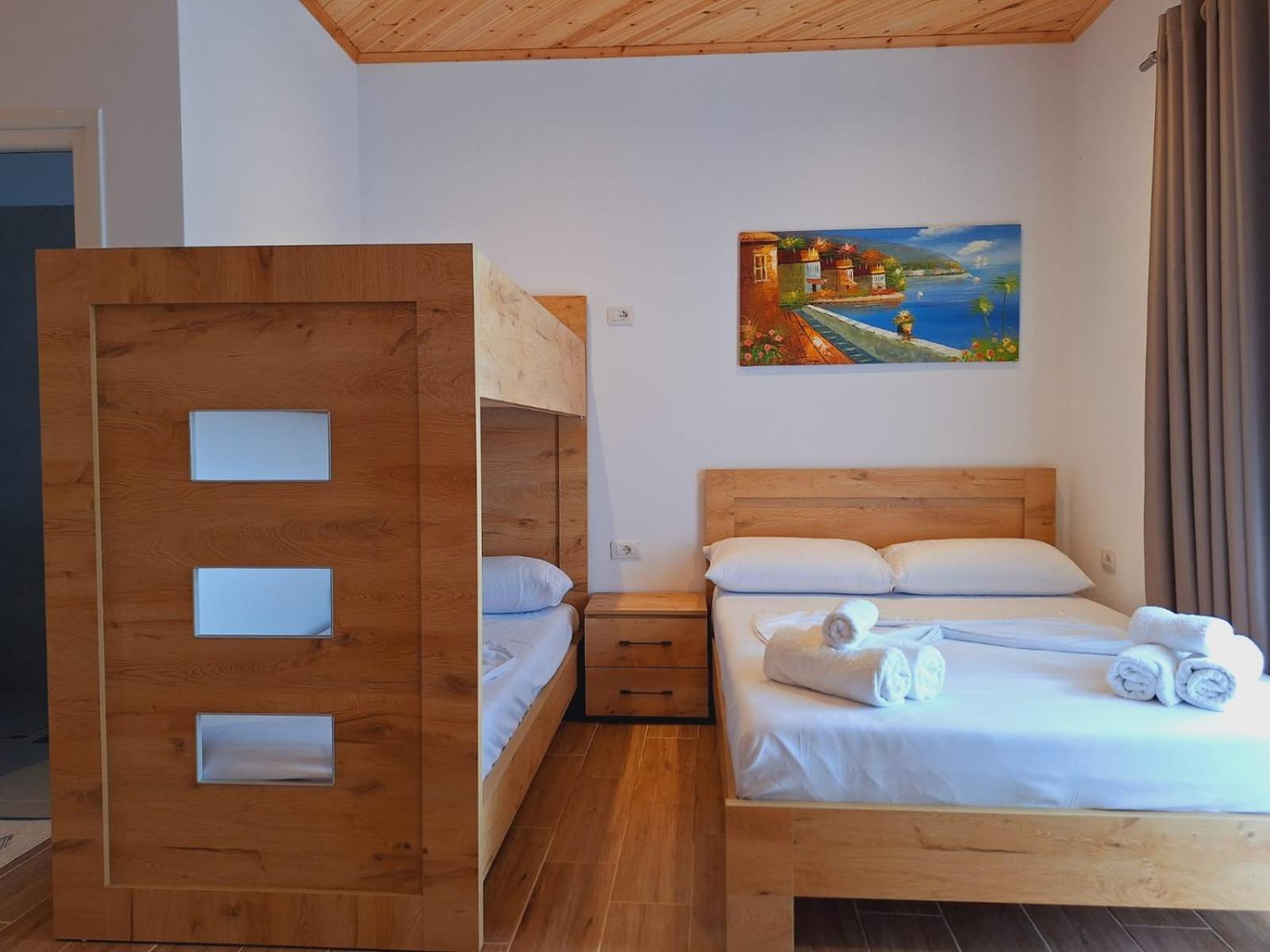 Xuxi Apartments Lukovë Eksteriør billede
