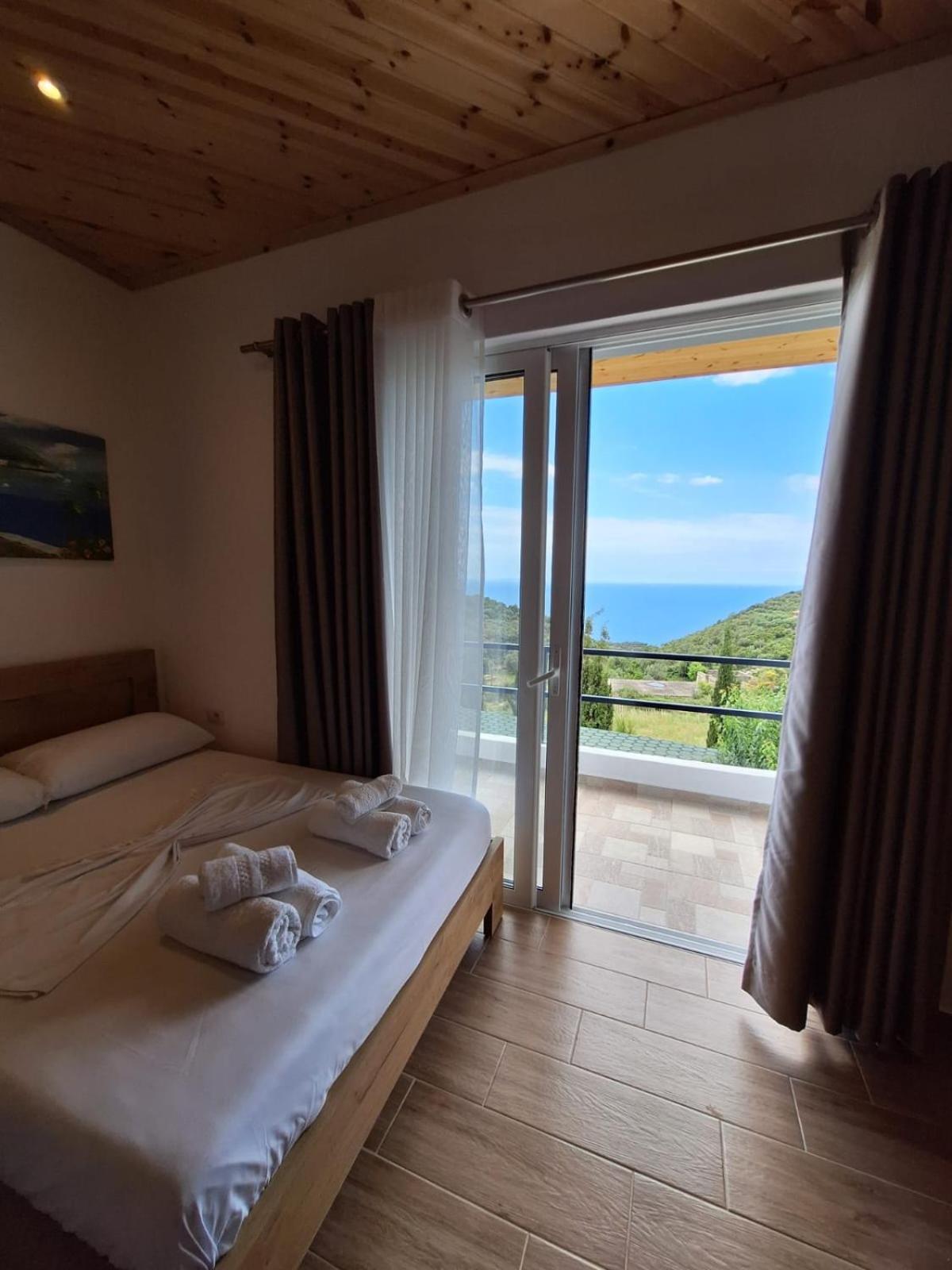 Xuxi Apartments Lukovë Eksteriør billede