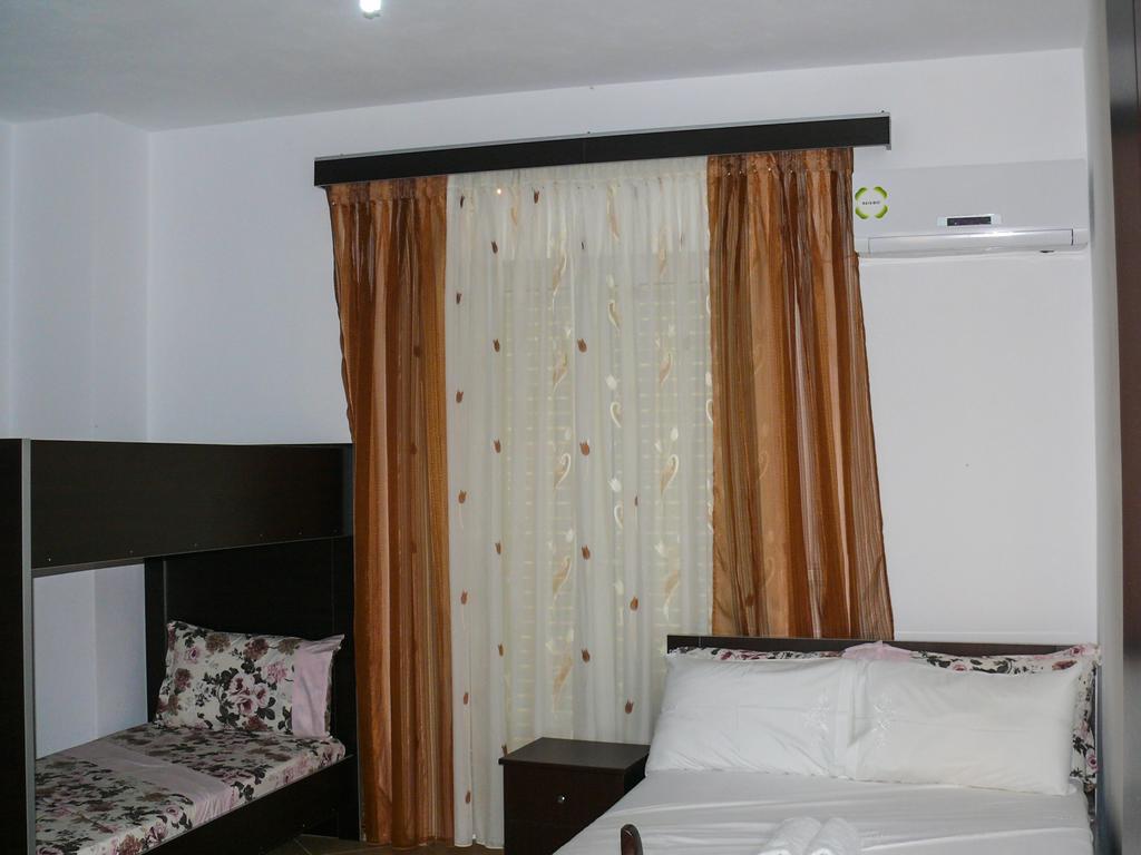 Xuxi Apartments Lukovë Eksteriør billede